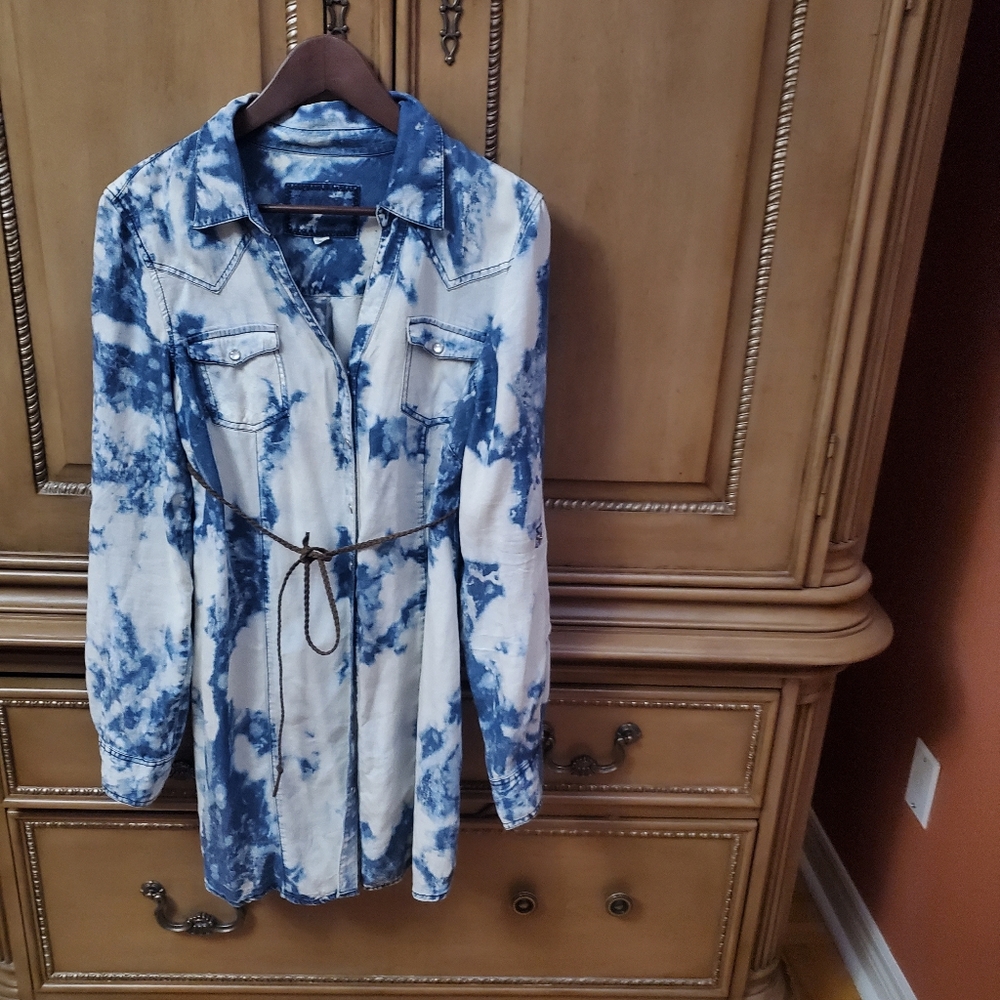 Guess dress size L